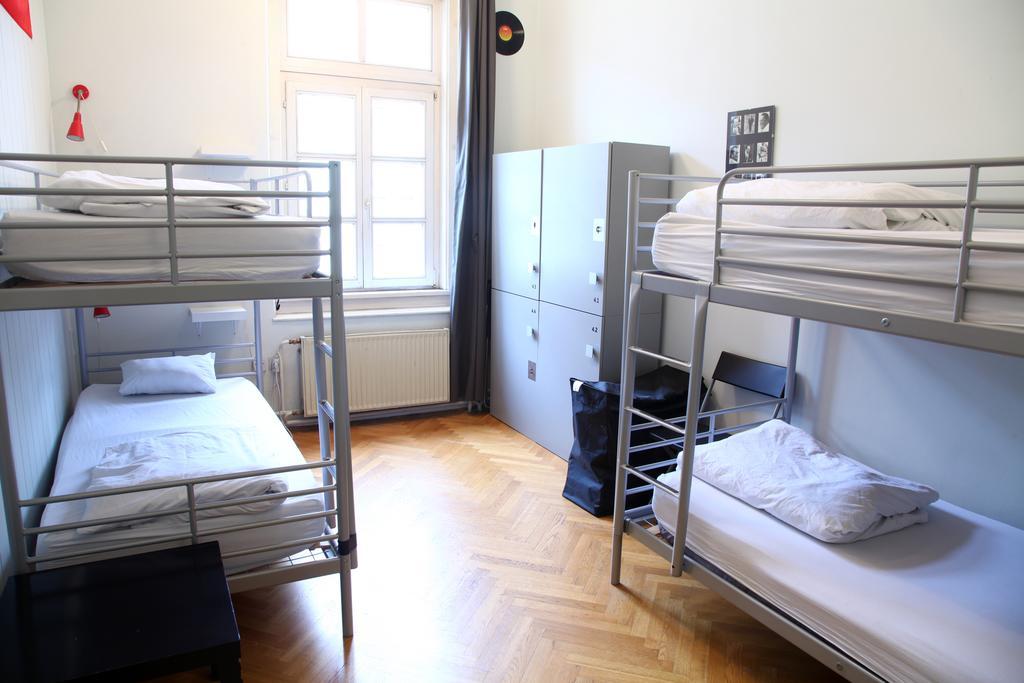 Hostel Zeppelin Ljubljana Oda fotoğraf