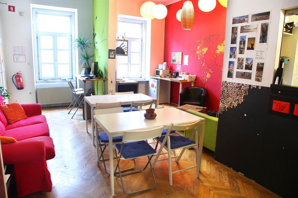 Hostel Zeppelin Ljubljana Dış mekan fotoğraf